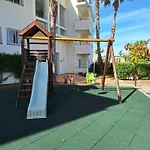 Amazing With Ocean View, Pool And شقة *
