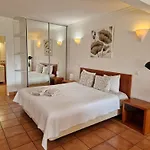 Amazing With Ocean View, Pool And * Лагуш