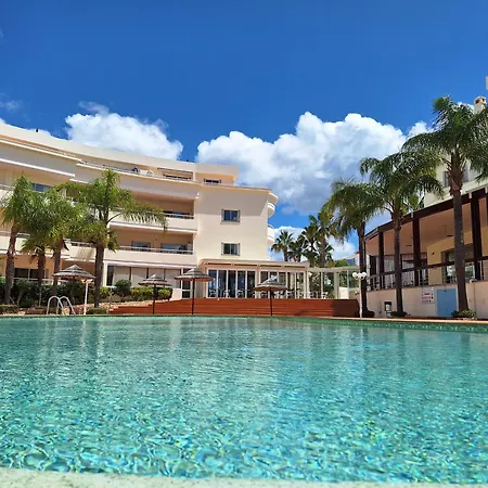 Amazing With Ocean View, Pool And