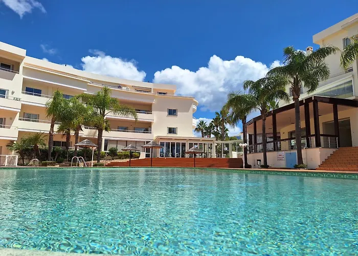 Amazing With Ocean View, Pool And