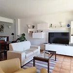 Апартаменты Amazing With Ocean View, Pool And